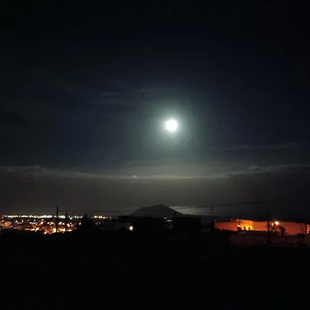 Casa Acogedora En グイマー